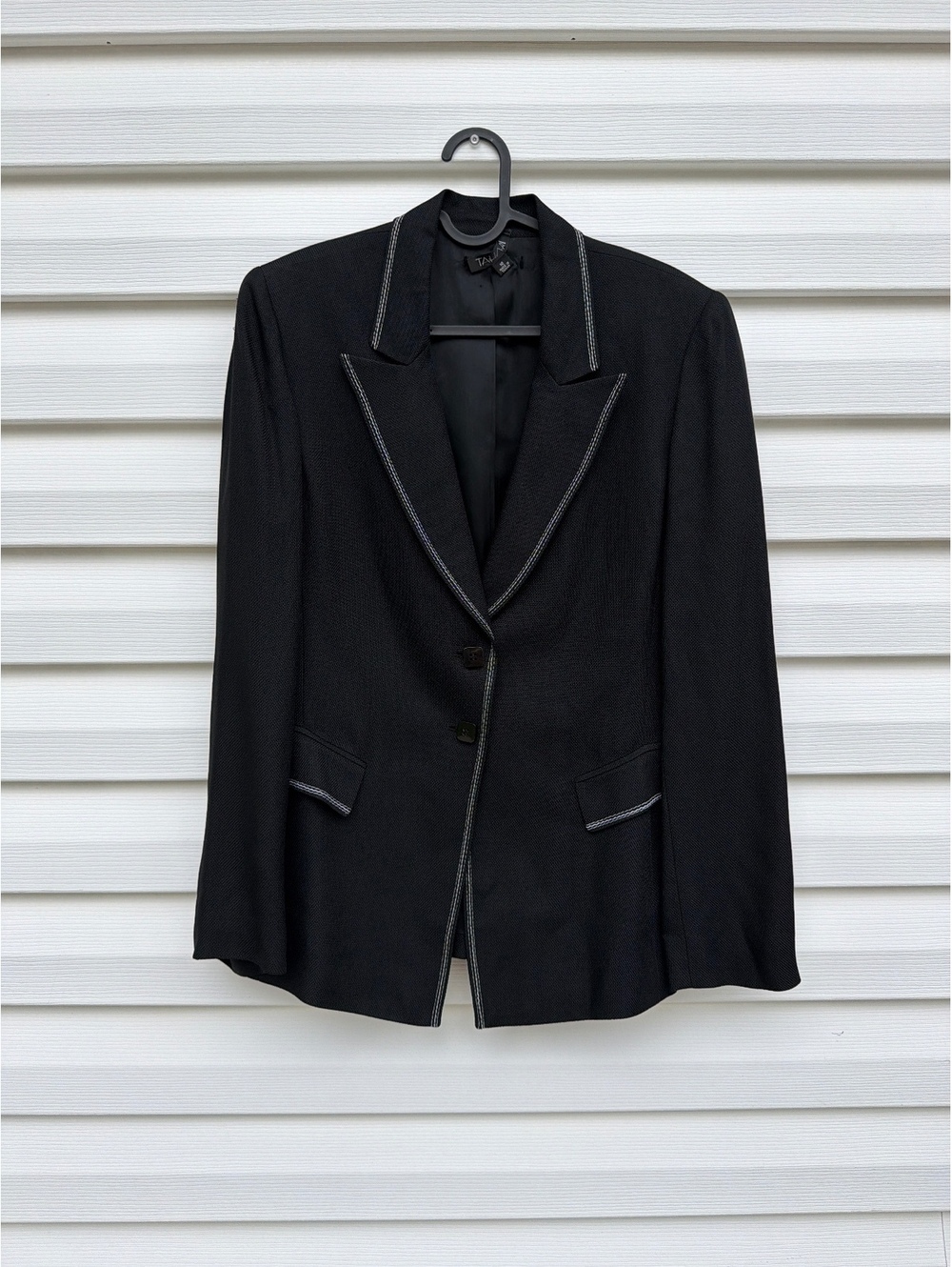 Tahari Women's Size 10 Black Contrast Trim Two Button Blazer Jacket
